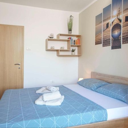 Apartmaji Pri Bosi Nogi Izola Buitenkant foto