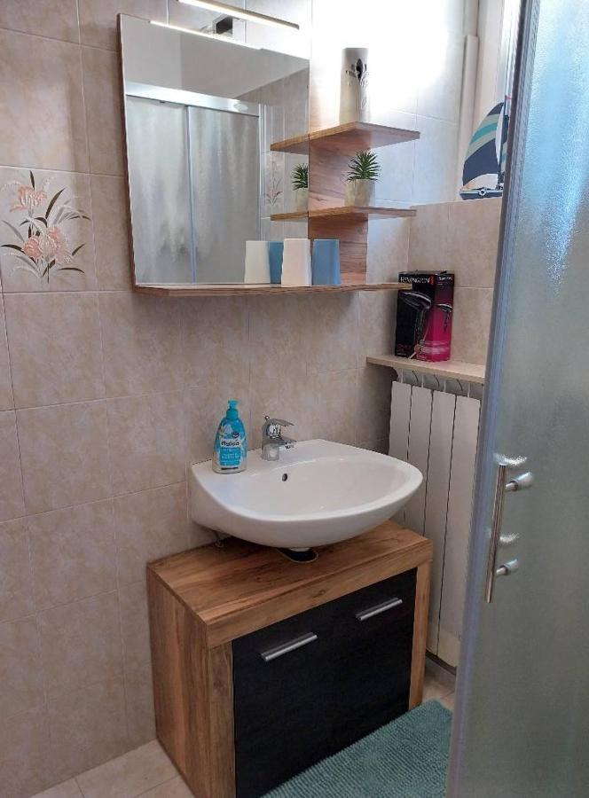 Apartmaji Pri Bosi Nogi Izola Buitenkant foto