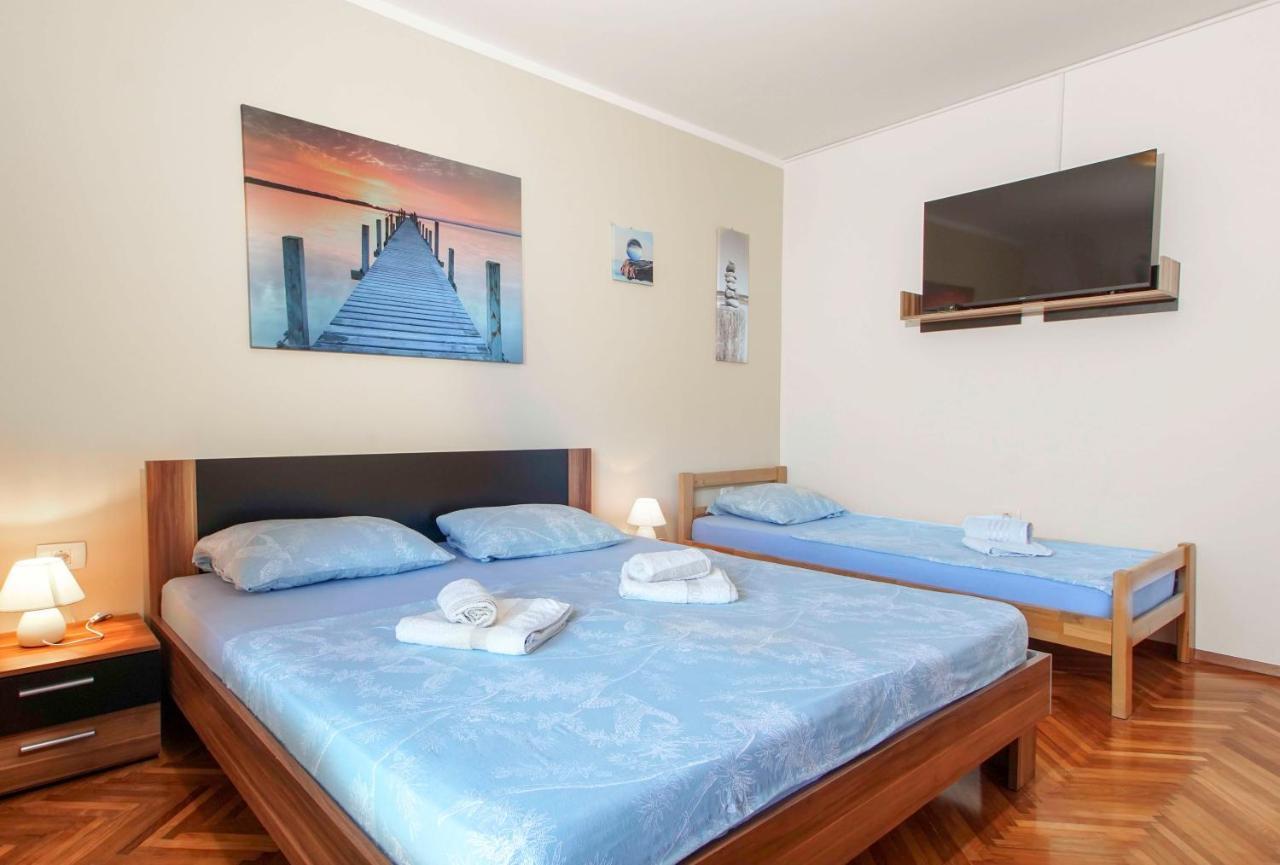 Apartmaji Pri Bosi Nogi Izola Buitenkant foto
