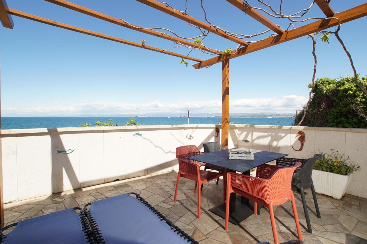 Apartmaji Pri Bosi Nogi Izola Buitenkant foto